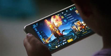 Mobile Gaming: On-the-go Entertainment