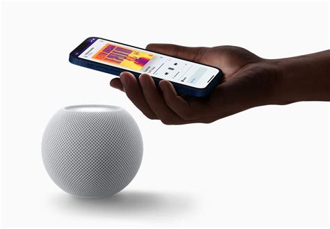 Smart Speaker with Voice Assistant