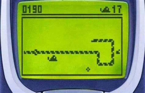 The Evolution of Mobile Gaming: From Snake to Virtual Reality