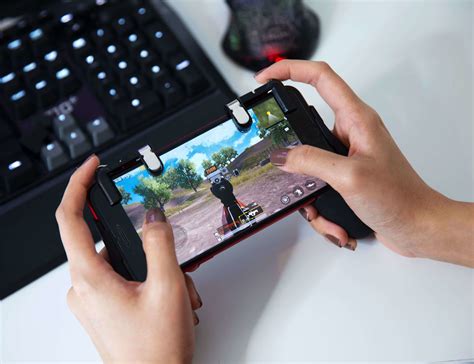 Top 5 Must-Have Mobile Gaming Accessories