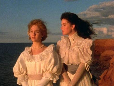 Anne's approach to building friendships in Avonlea